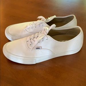 Men’s White Vans